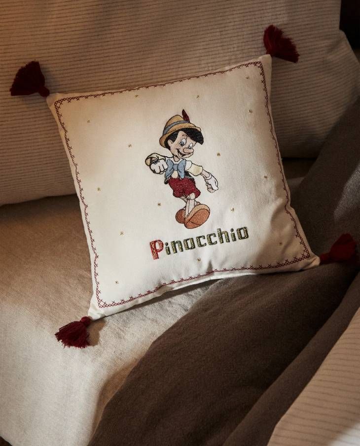 cojin pinocho zara home