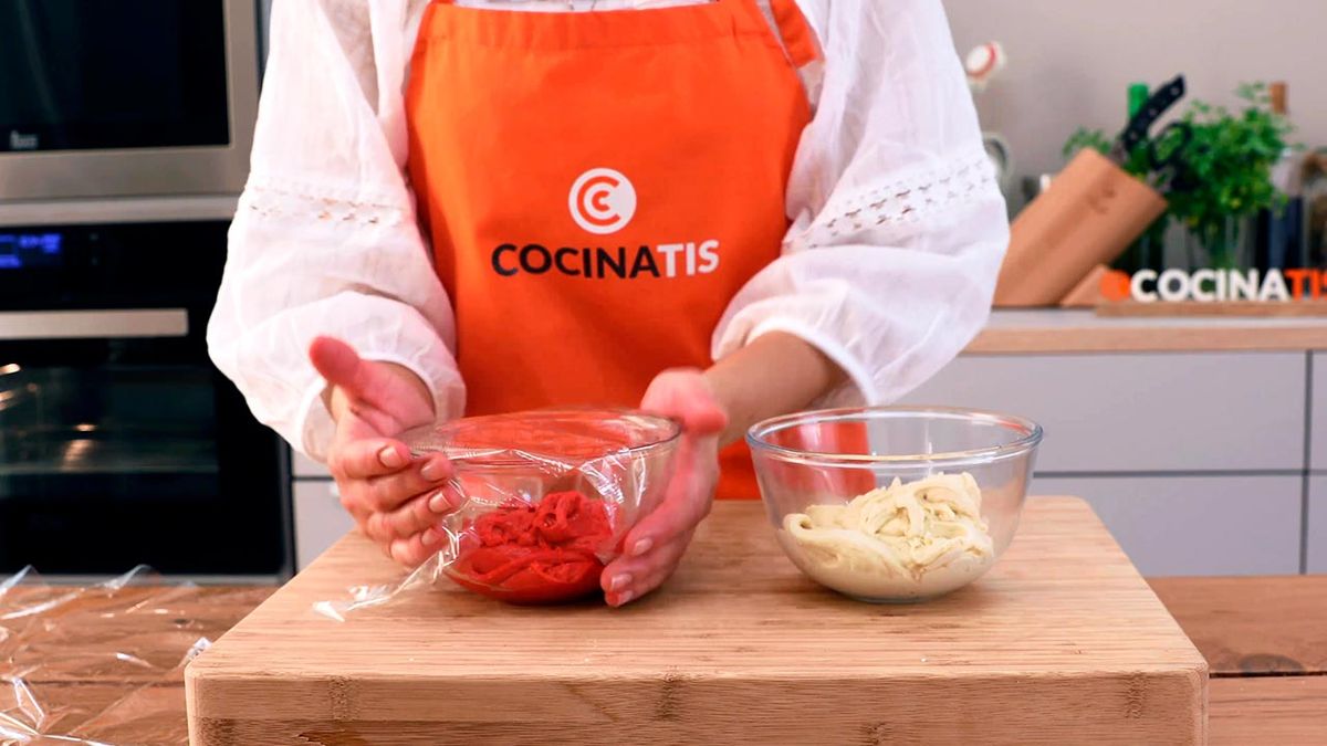 Receta de bastones de galleta para Navidad  paso 4