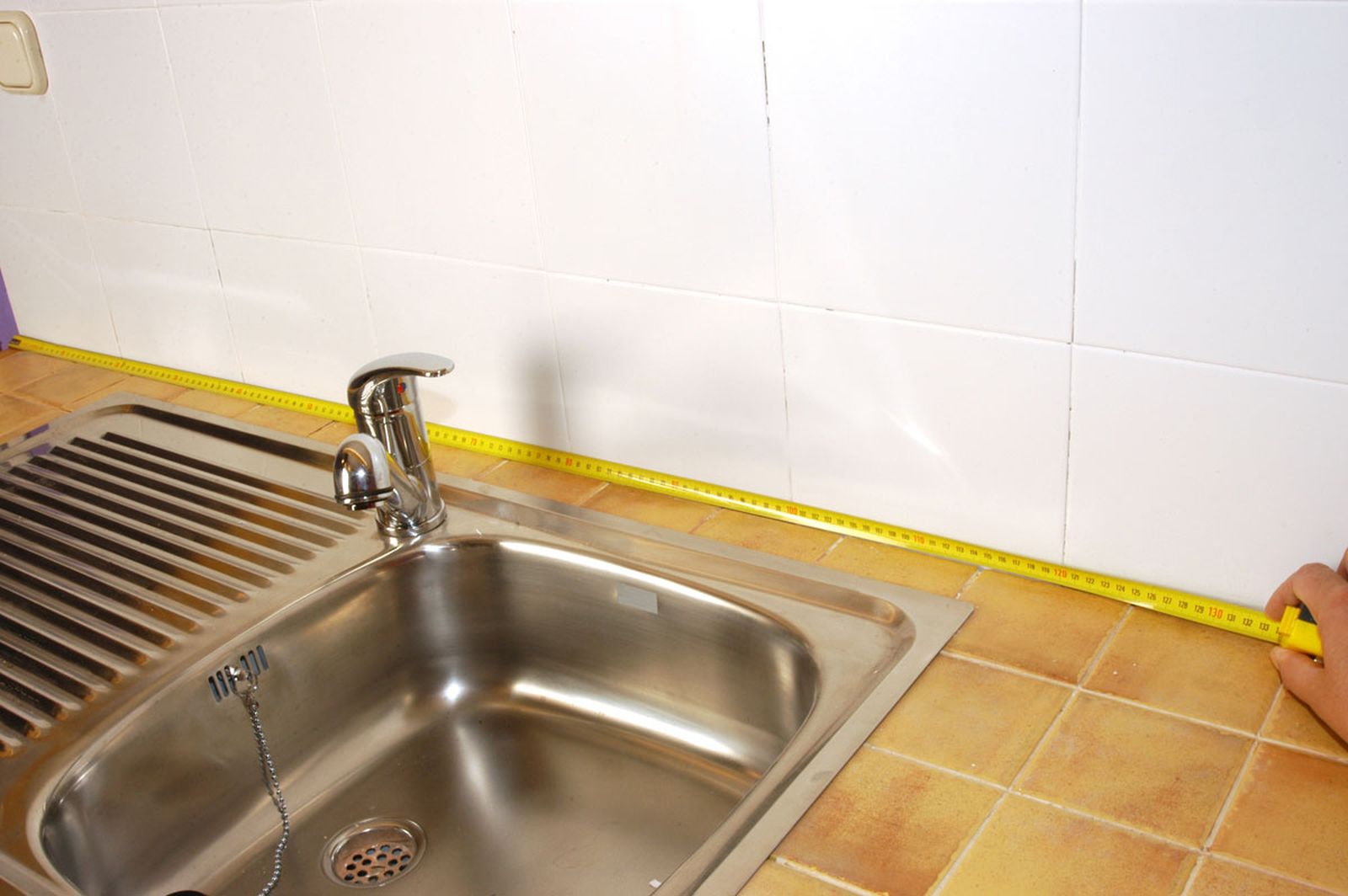 Colocación de copetes de cocina paso 2