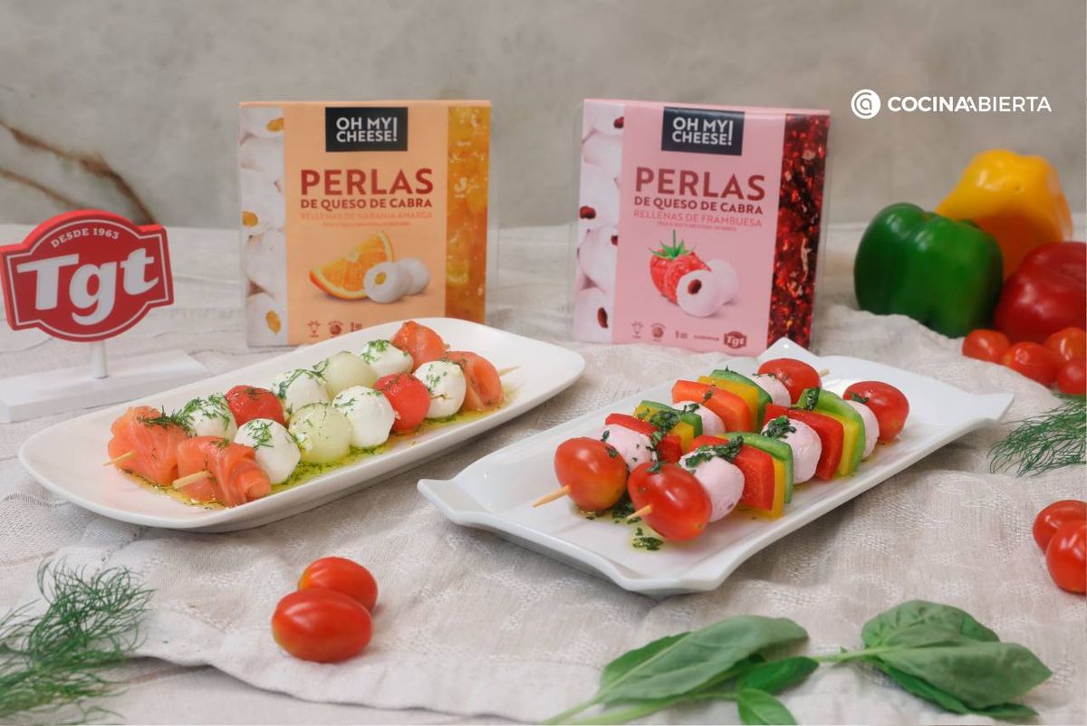 Cómo hacer brochetas de queso de cabra