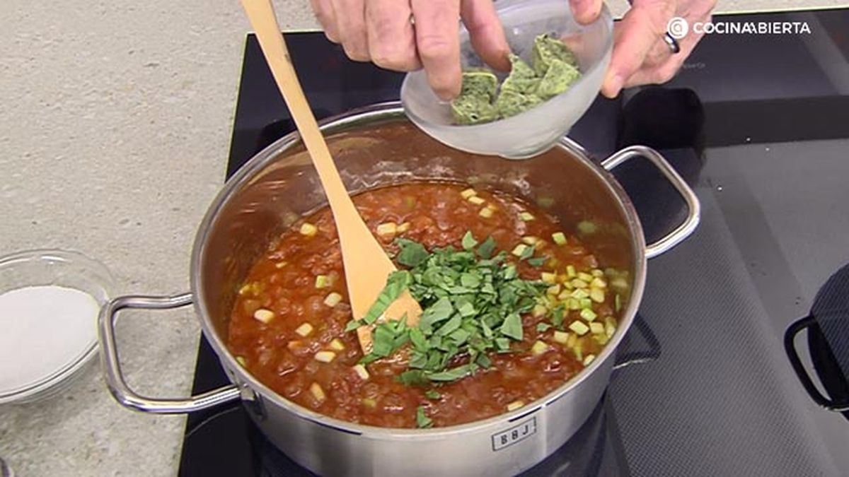 receta espirales pasta sofrito anchoas ka paso 3