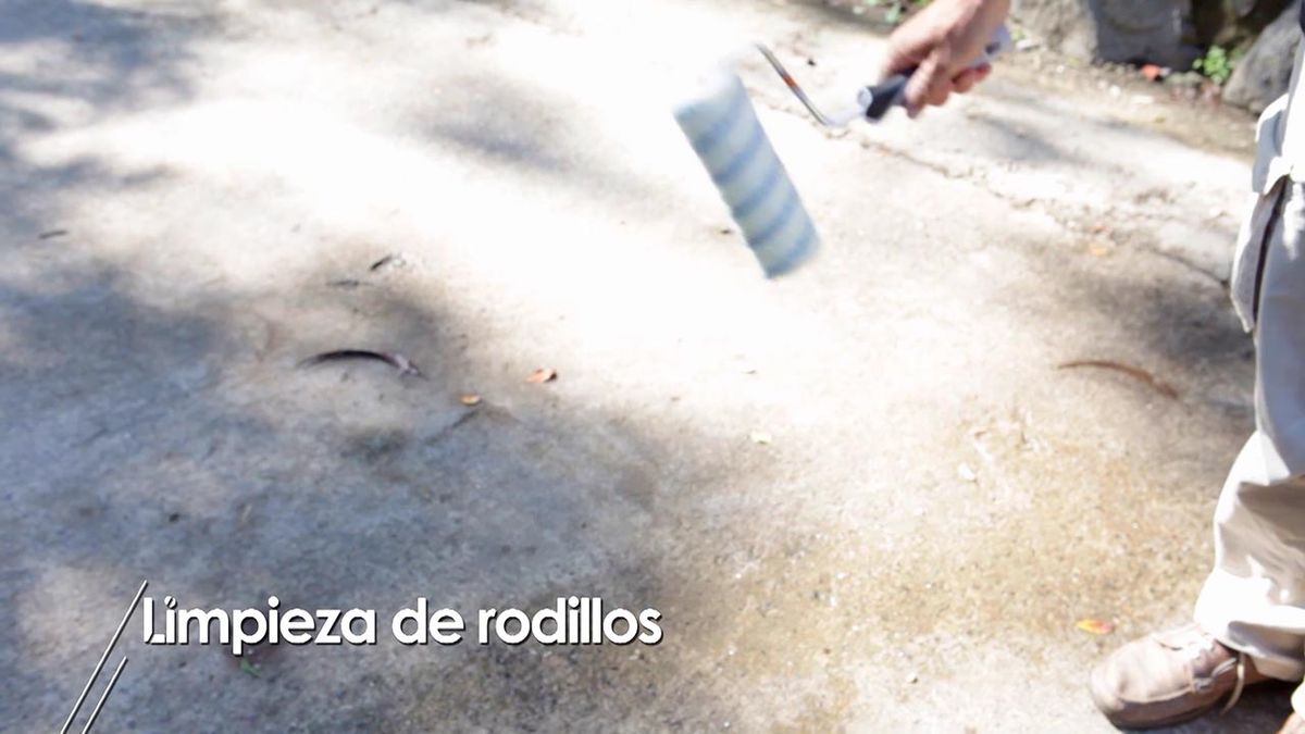 Cómo limpiar los rodillos después de pintar paso 7