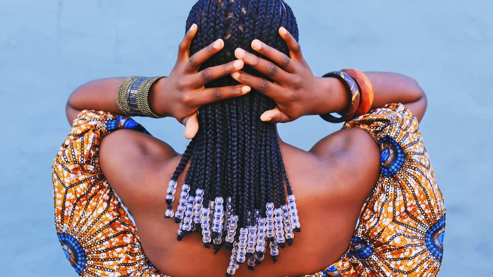 belleza cabello peiandos trenzas africanas