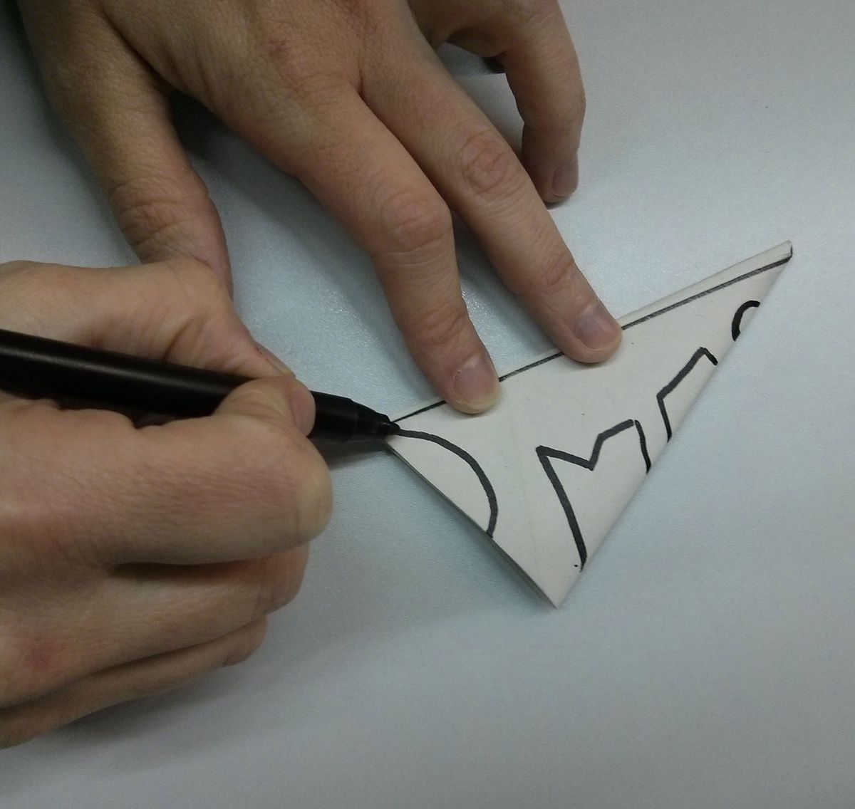 copos de nieve de papel paso 8