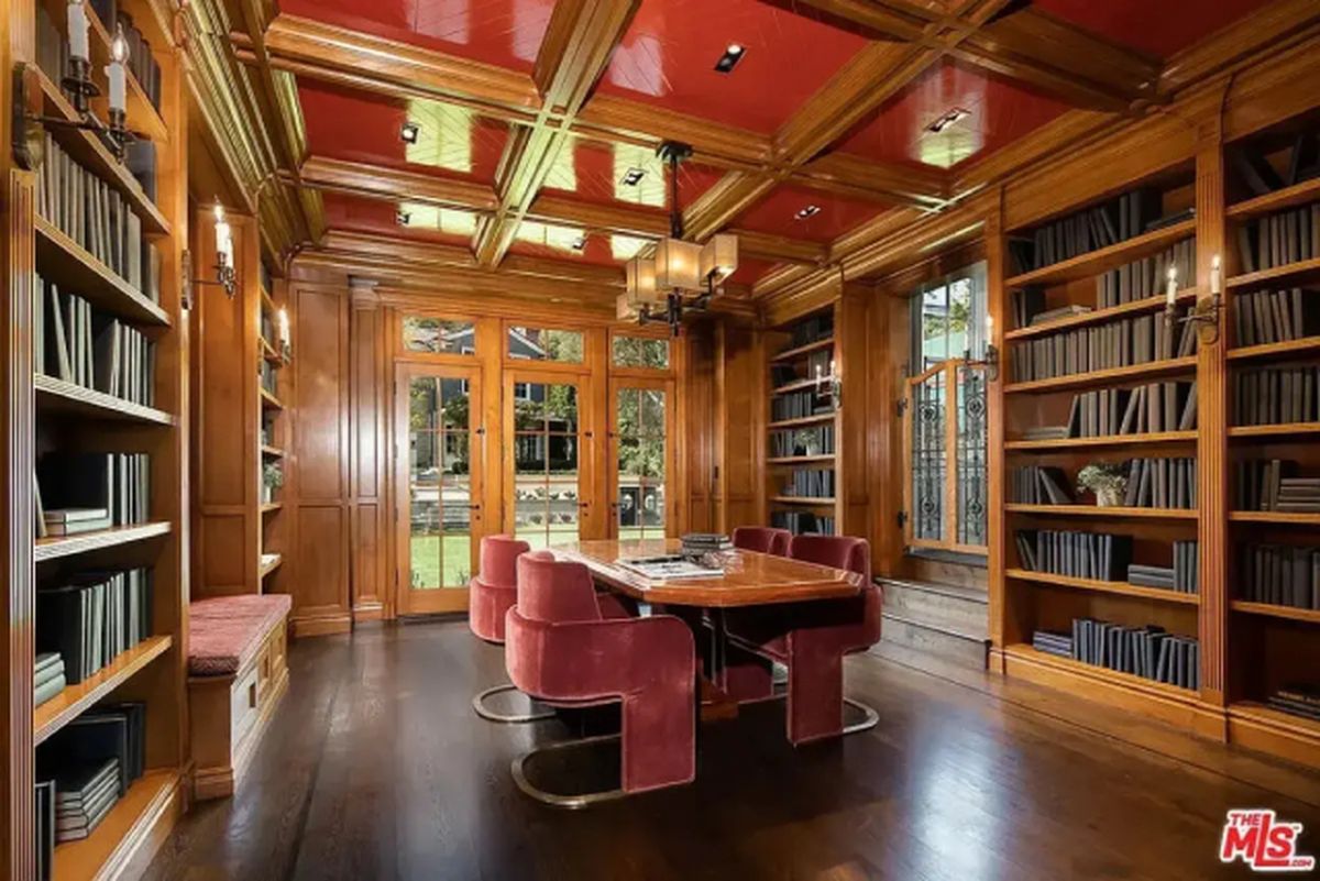casa jennifer lopez ben affleck biblioteca