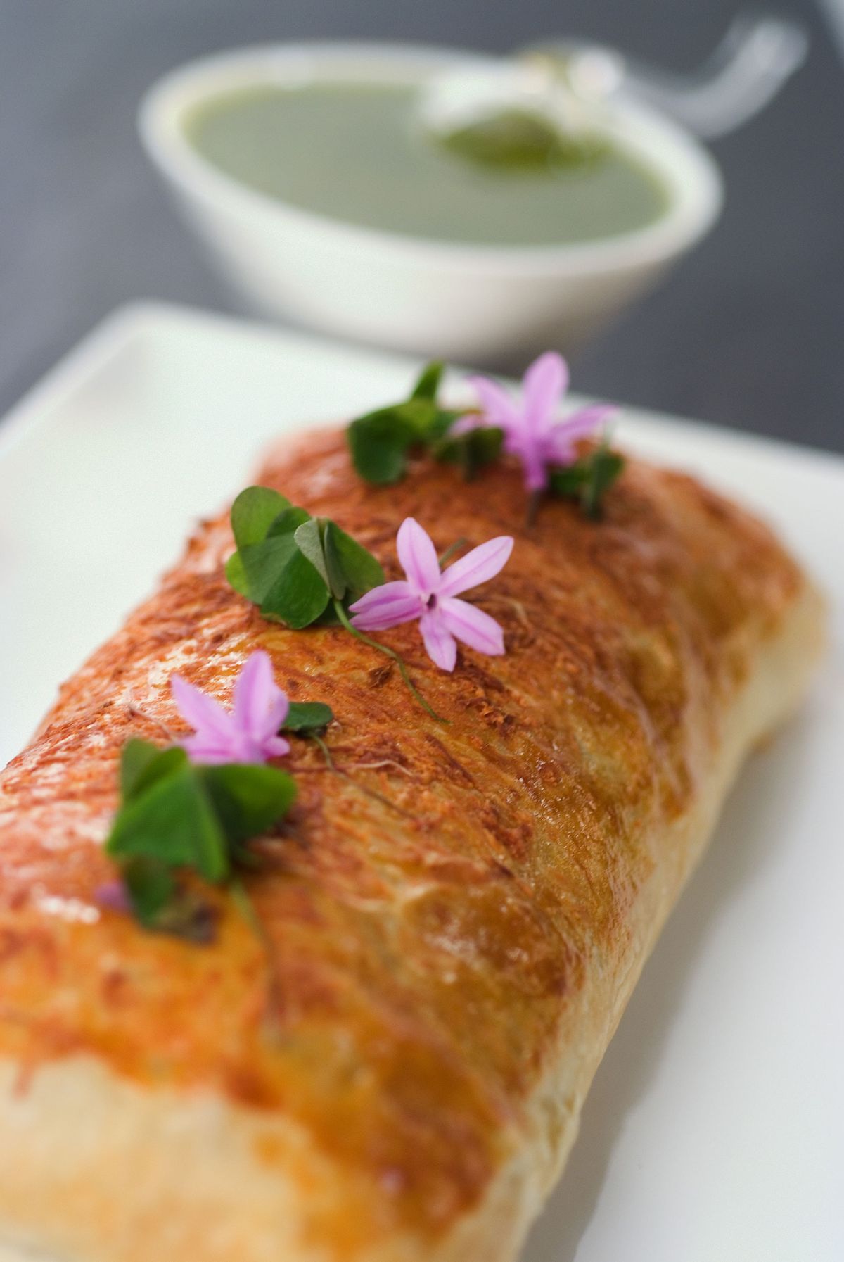 Strudel salado con pesto
