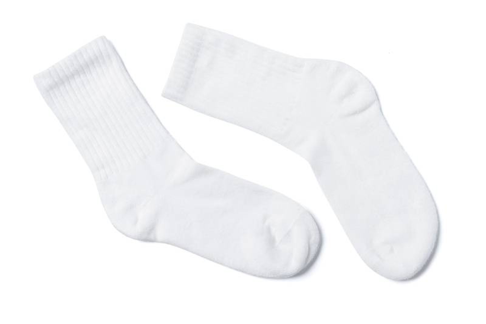 Calcetines blancos.