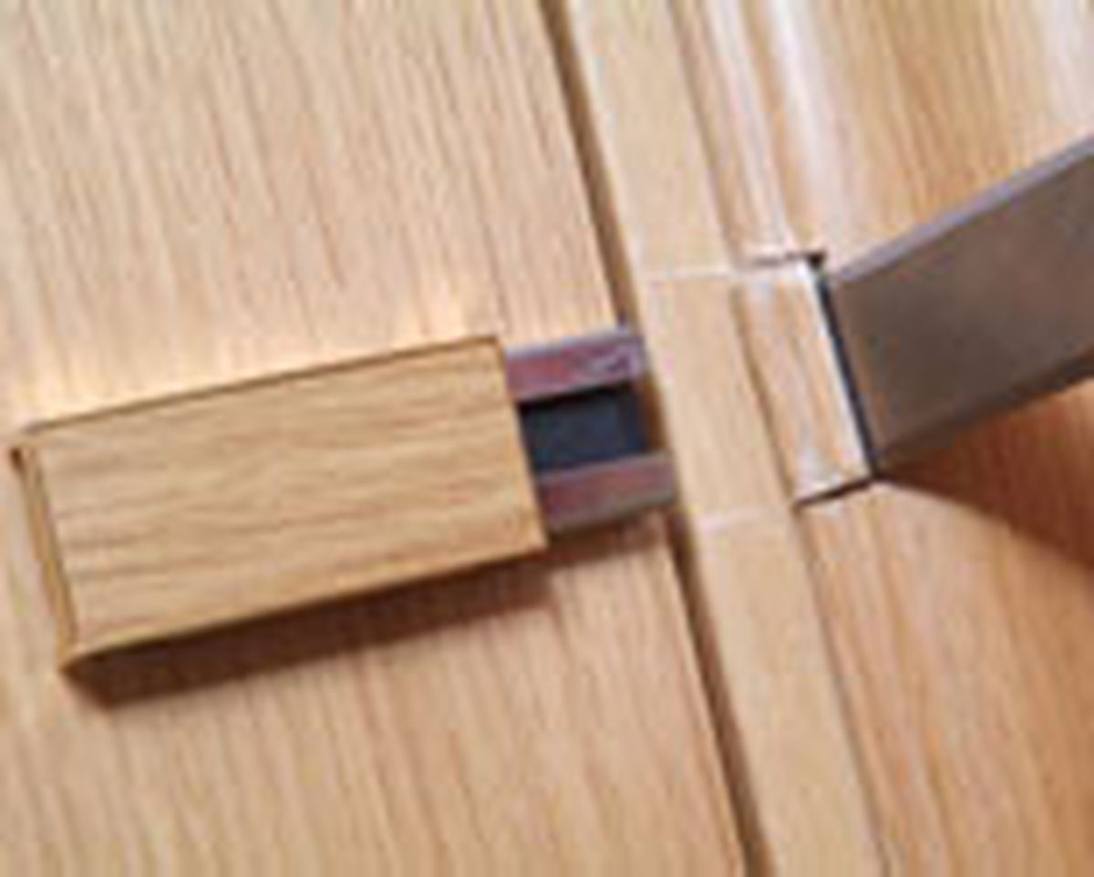 brico 0468 1 Instalacion pestillo puerta paso 5