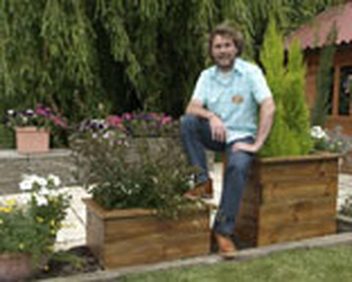 brico 0421 Jardinera apilable paso 20