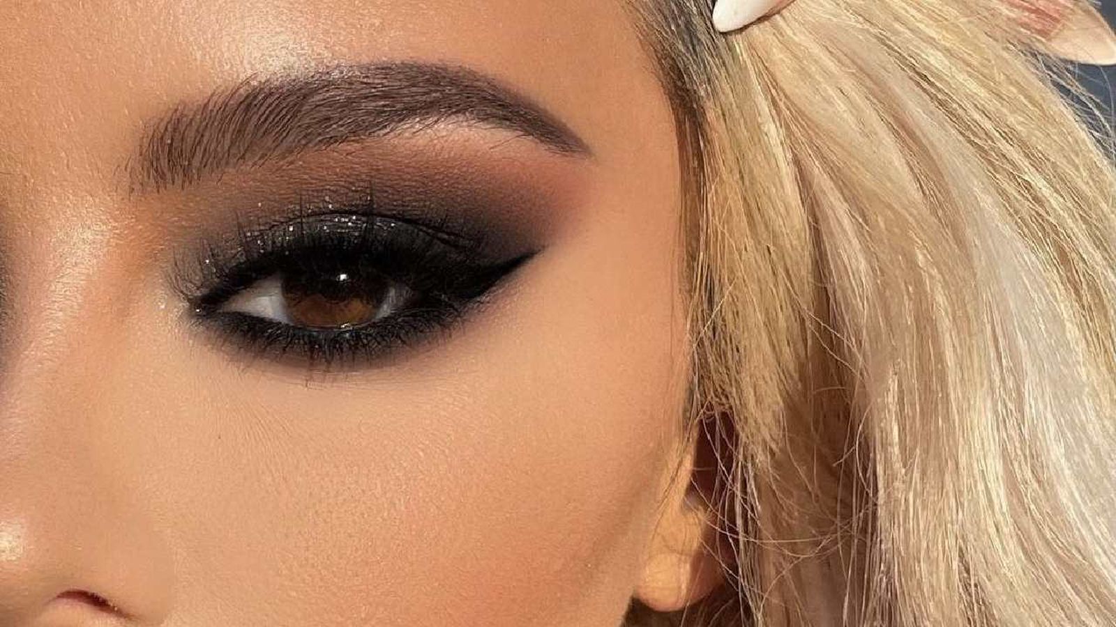 Smokey eyes negro y marrón