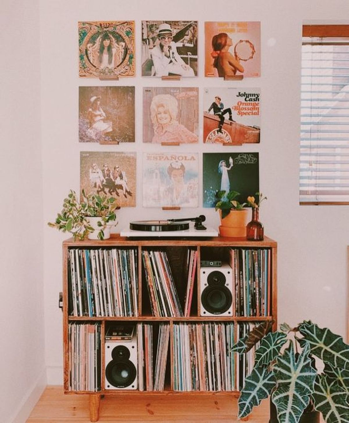 gallery wall con vinilos 3