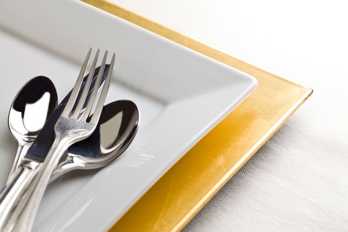 Secretos para poner una mesa elegante vajilla