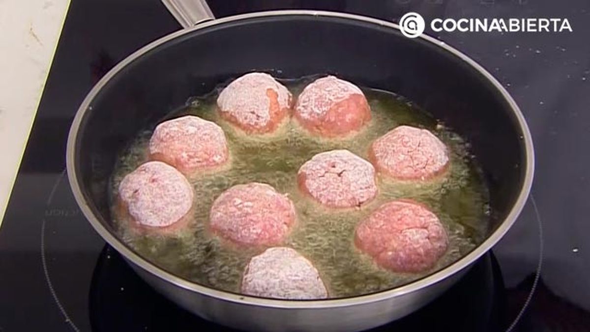 albondigas gratinadas al horno con salsa veolute receta karlos arguinano karl67750320 paso4