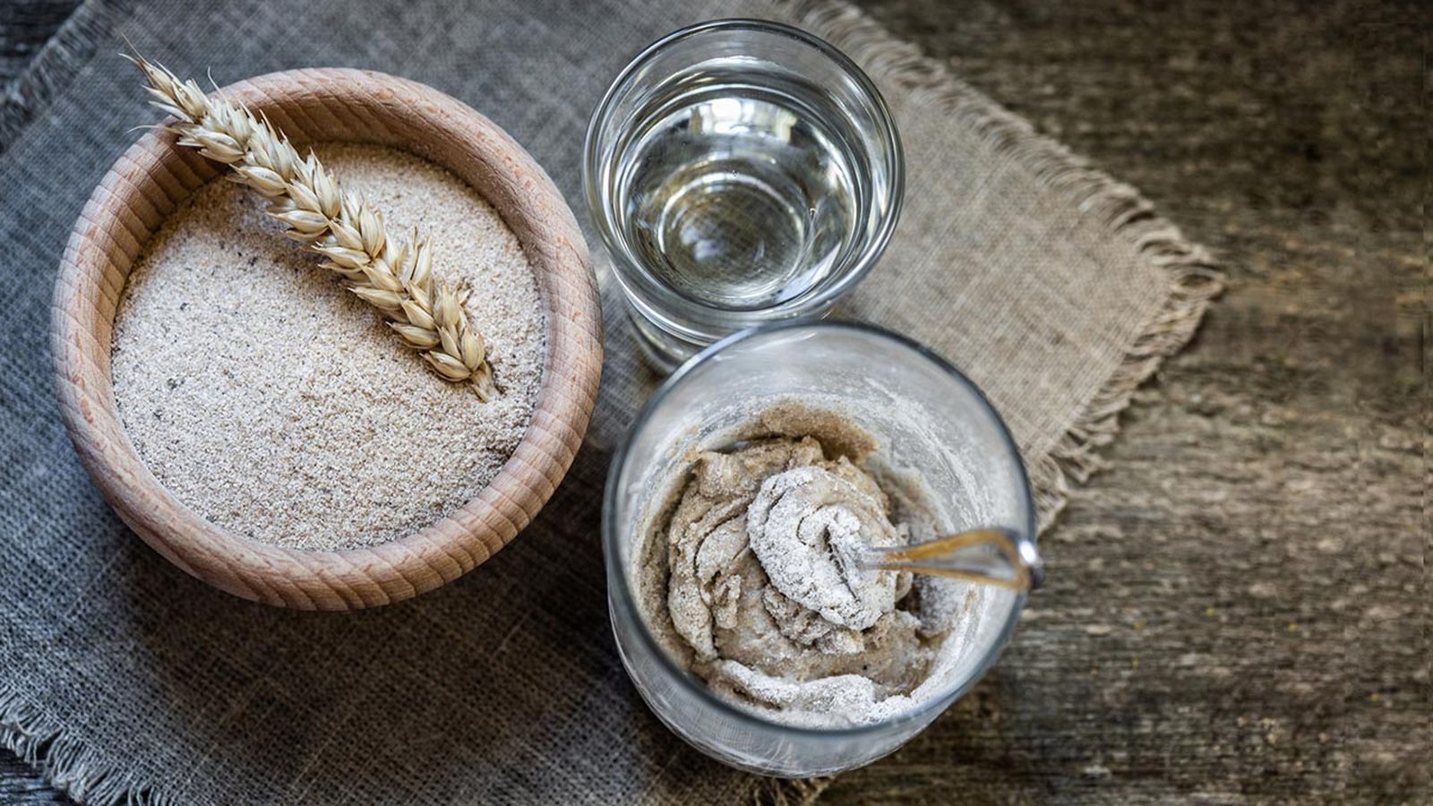Cómo hacer masa madre natural para el pan casero  ingredientes