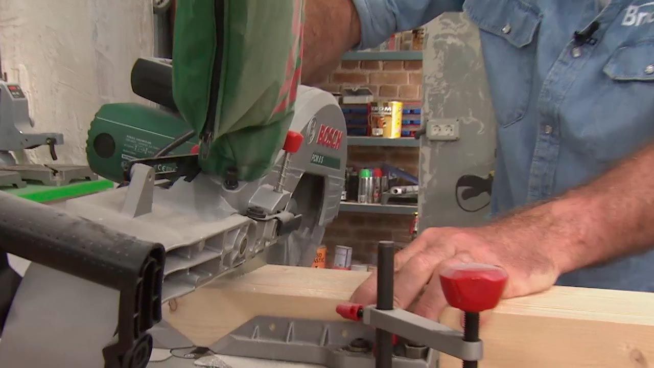 Como hacer un perchero de pie de madera paso 1