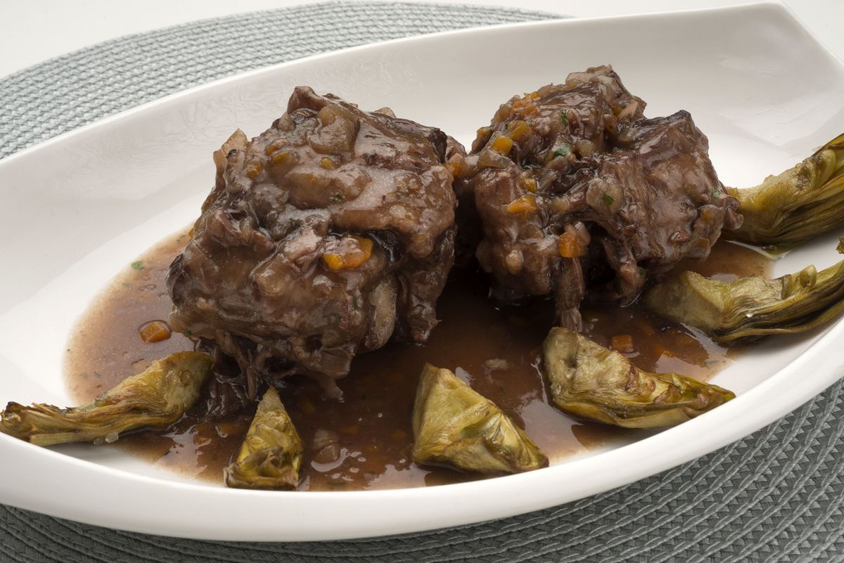 6069 1 Rabo de ternera con alcachofas xl