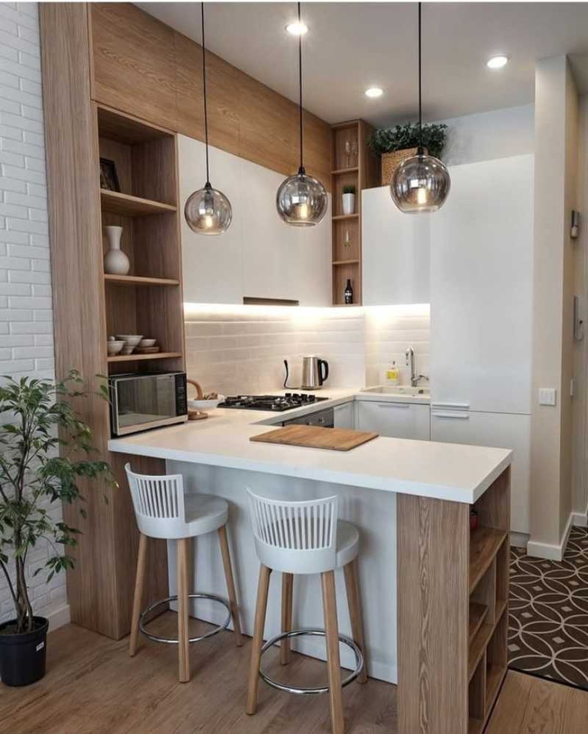 Mini cocina con barra con almacenamiento. / Foto Pinterest