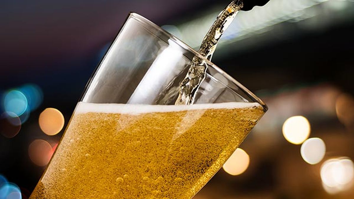 6 cuidados naturales para un cabello brillante cerveza