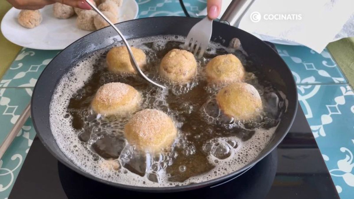 Freímos las croquetas de boletus