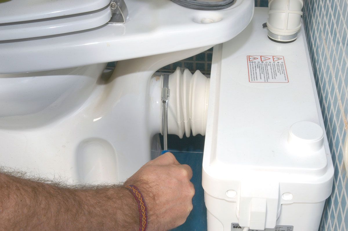 Como instalar un triturador sanitario paso 27