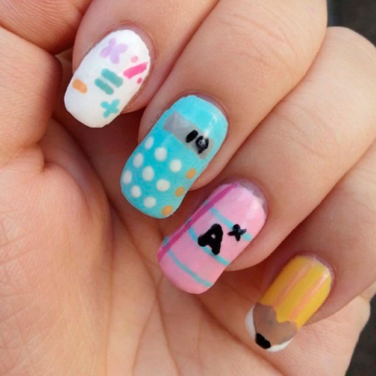 manicura unas clase estudiantes8