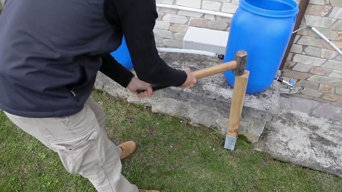 Soportes para bidones de agua paso 3