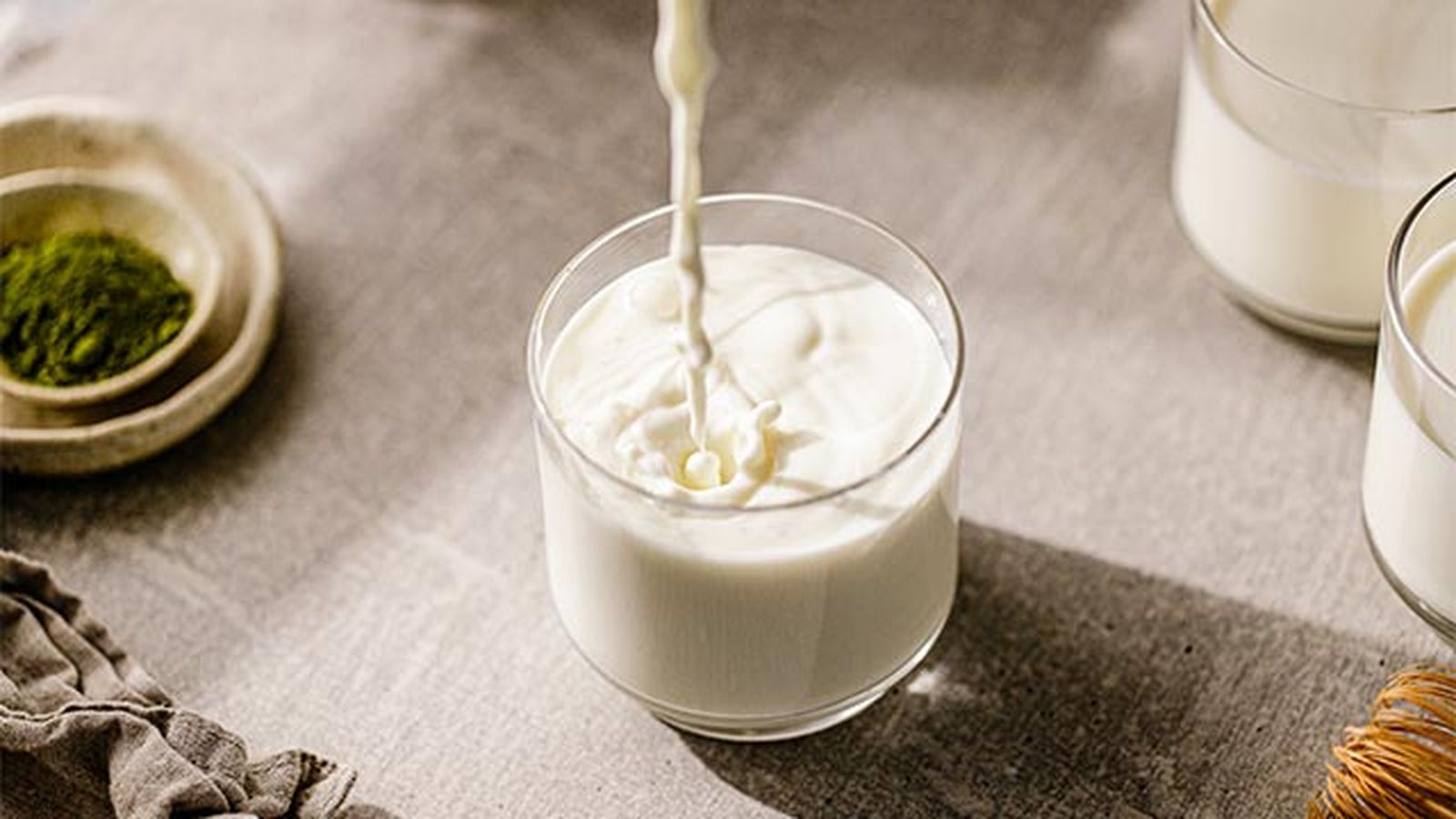 8 alimentos saludables para el desayuno leche