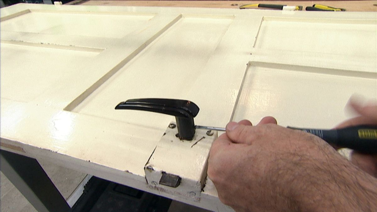 mueble rinconero con baldas paso1