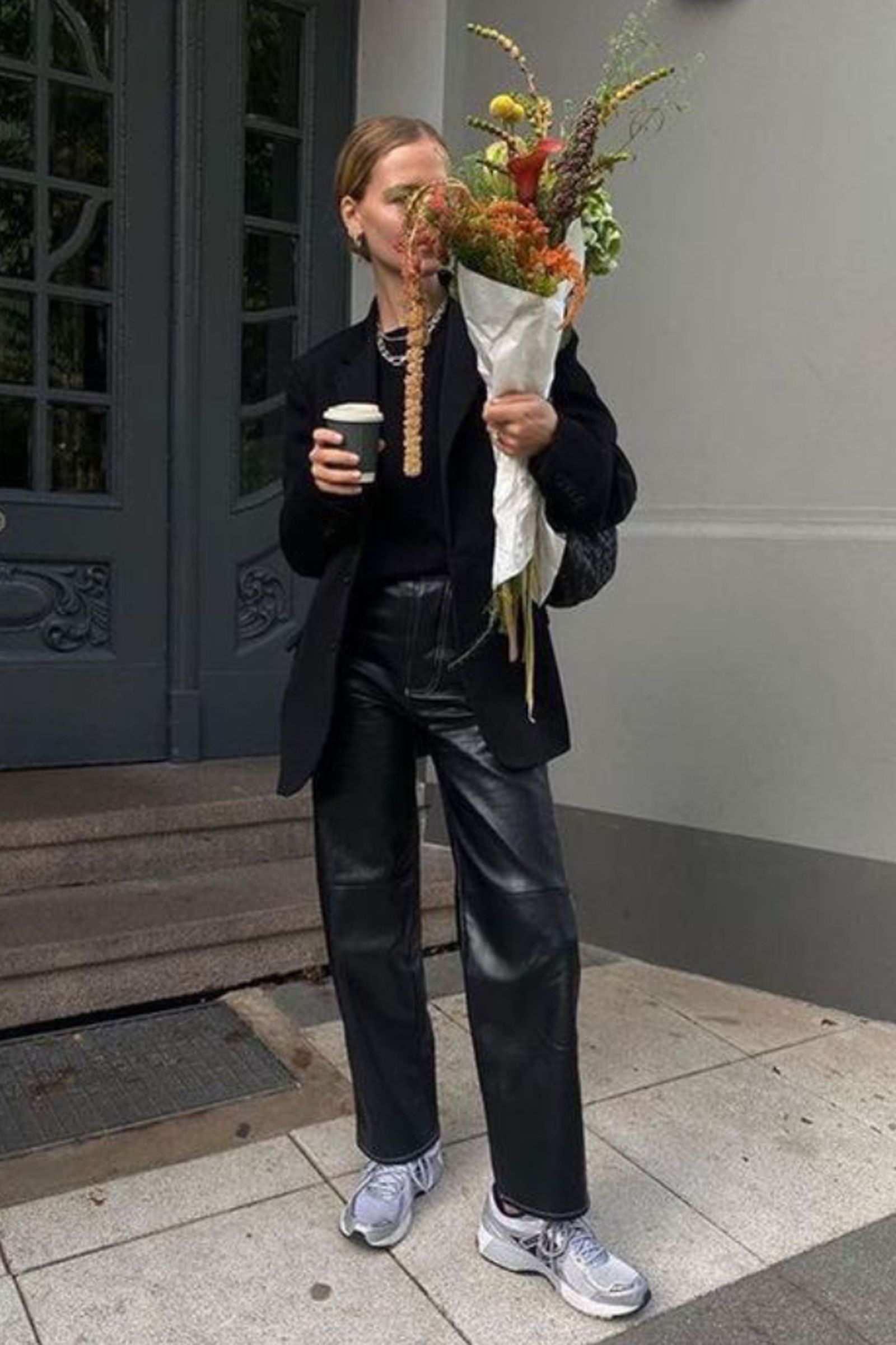 4 look con pantalon negro 1