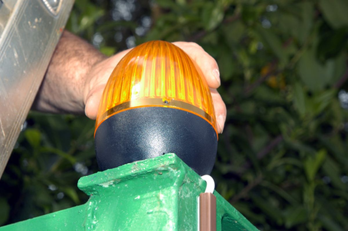 Verja automatizada paso 17