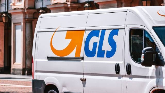 furgoneta de gls
