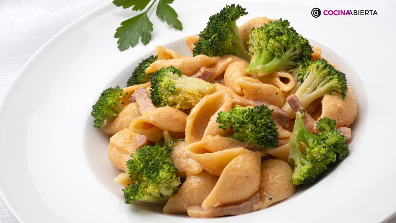 receta conchas pasta brocoli salsa aurora ka