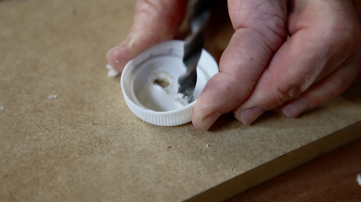 Hacer un retenedor de puerta paso 5