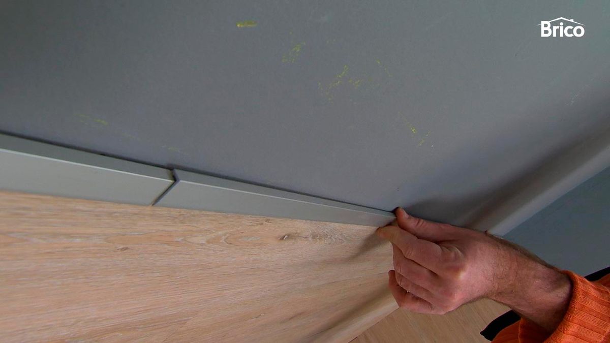 Colocar friso vinílico paso 14