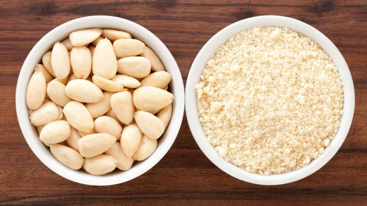 almenderas crudas molidas para hacer pasta de mazapan