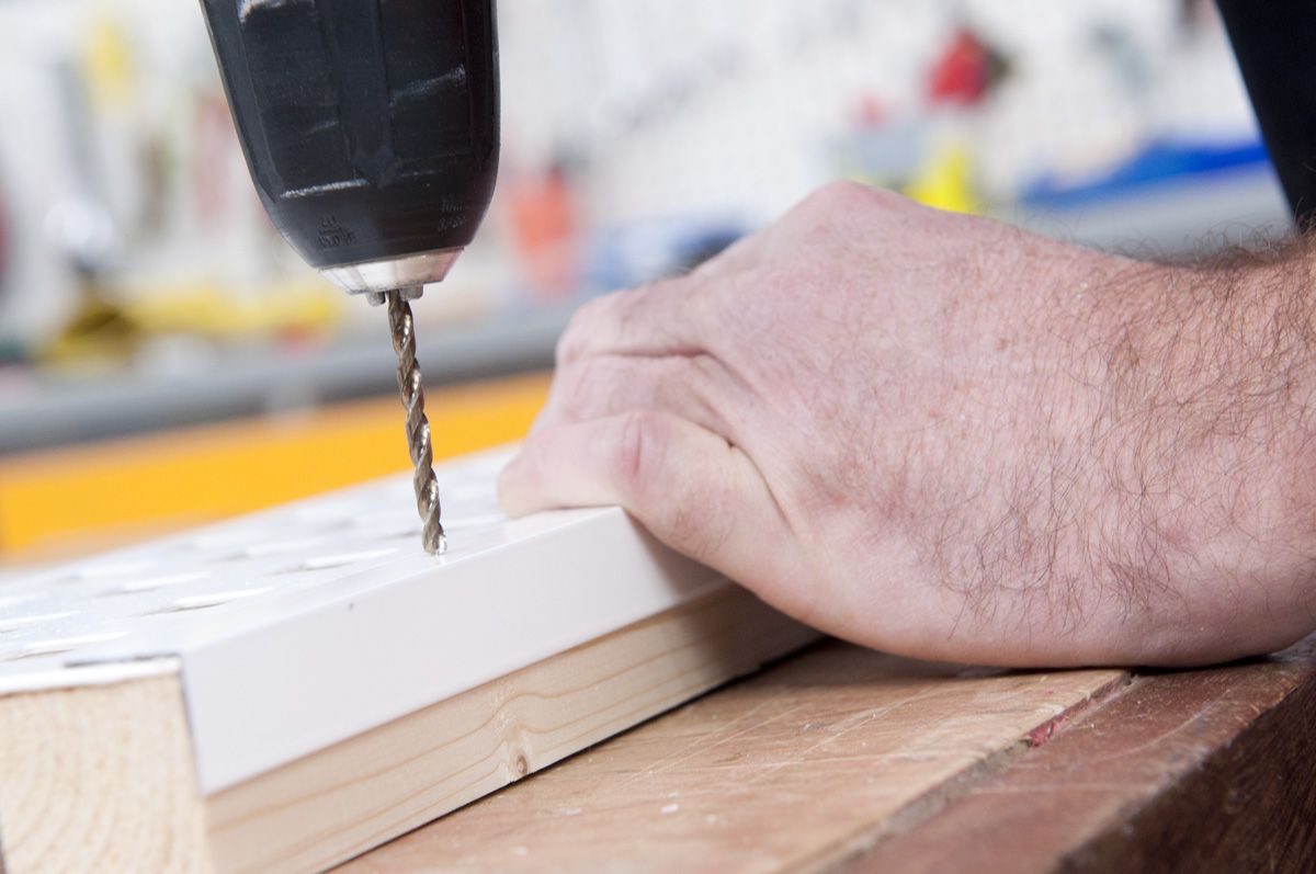 Bricomania 685 Cubrerradiador p9