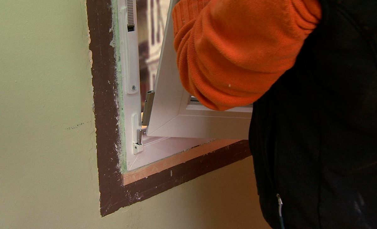 Colocar ventana con persiana paso 9