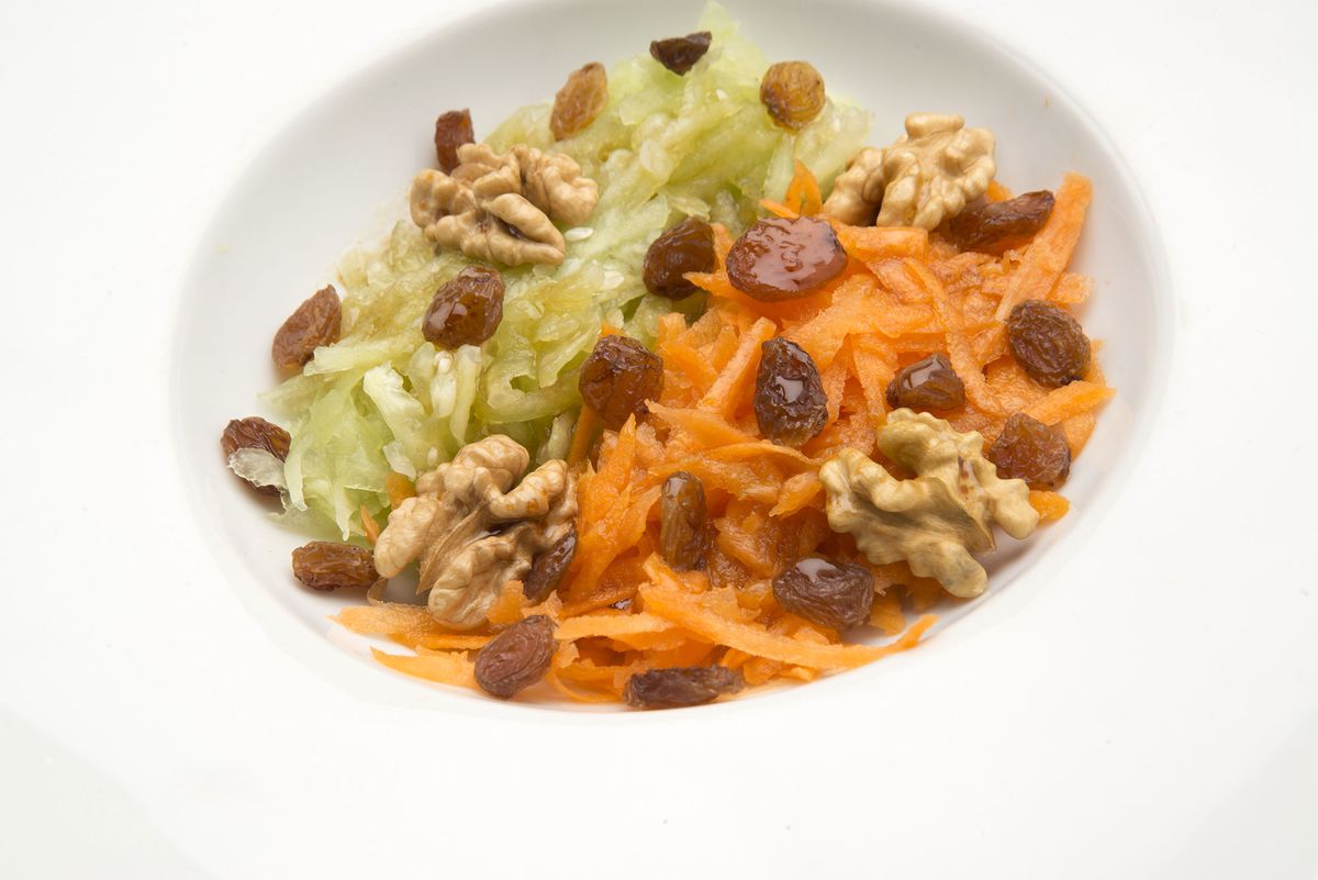 5787 2 Ensalada de pepino y zanahoria rallada xl