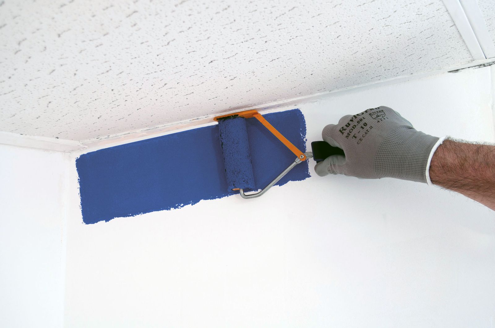 Utilizar herramientas adecuadas para obtener acabados superiores a la hora de pintar