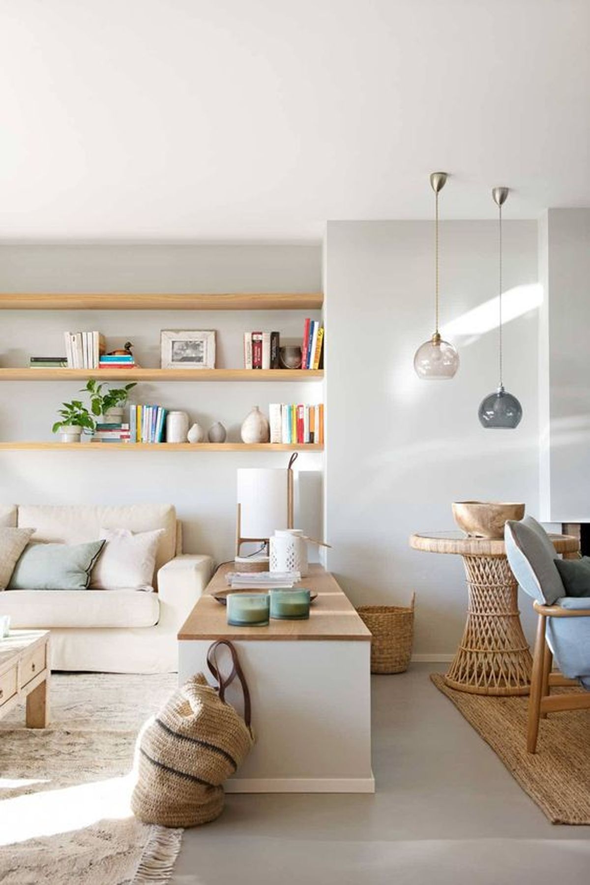 salon cocina isla barra en el salon