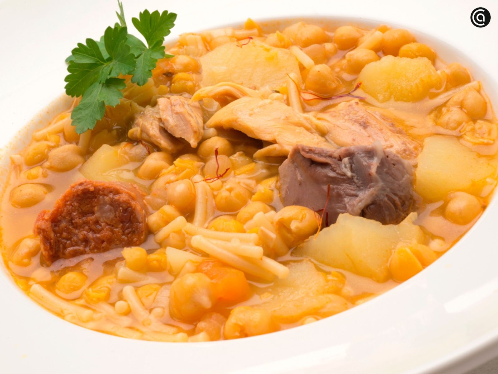 Aprende a preparar rancho canario con la receta de Karlos Arguiñano