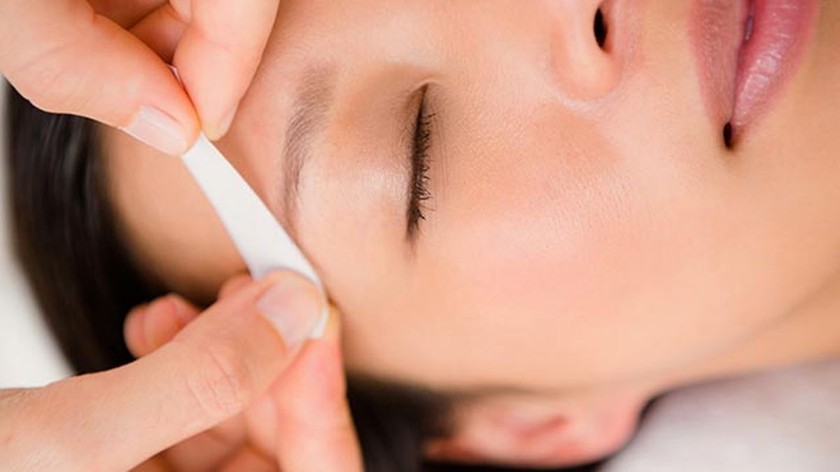 las extensiones de cejas la solucion para las cejas finas y poco pobladas depiladas