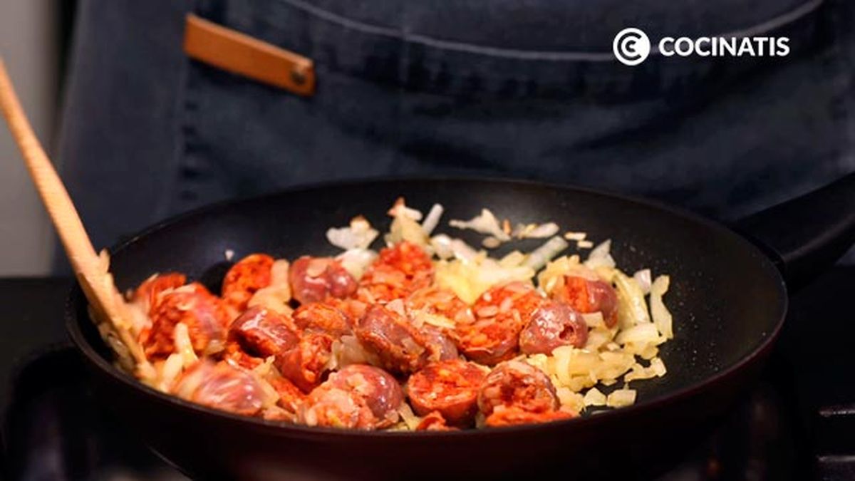 Receta de arroz con chorizo al horno  paso 2