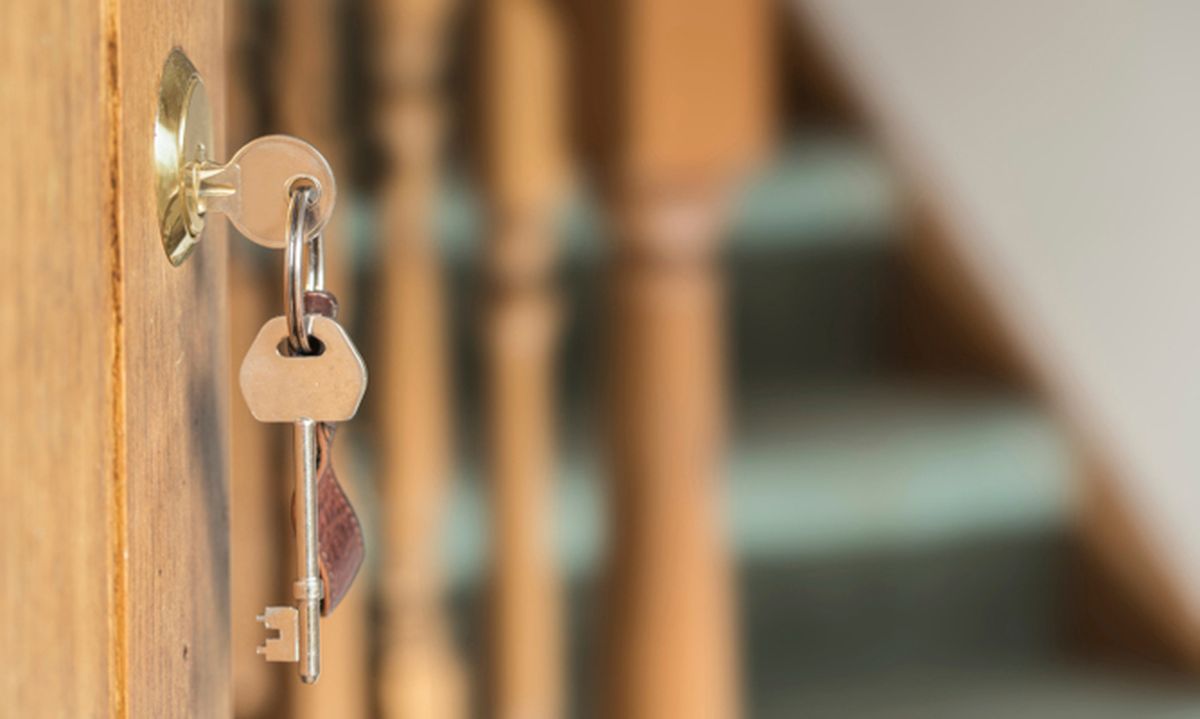 Cómo quitar arañazos de puertas y muebles