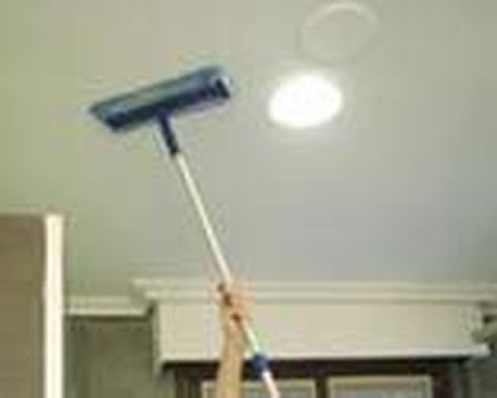 brico 0496 2 pintura elimina olores paso 1