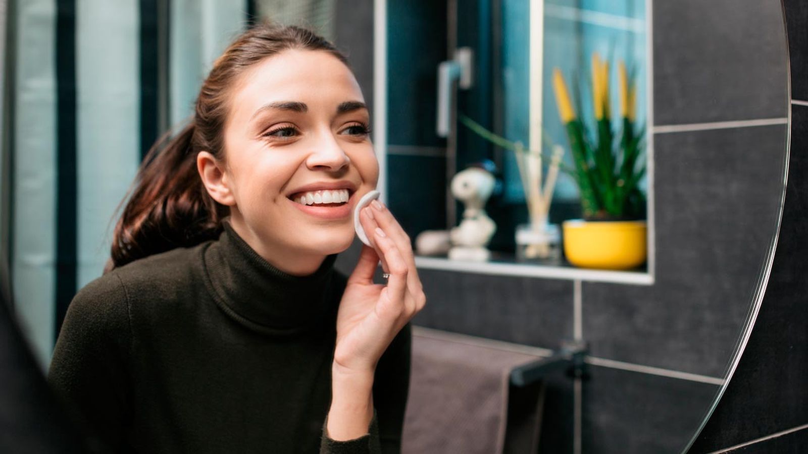 Es fundamental una buena preparación de la piel antes de aplicarse el maquillaje