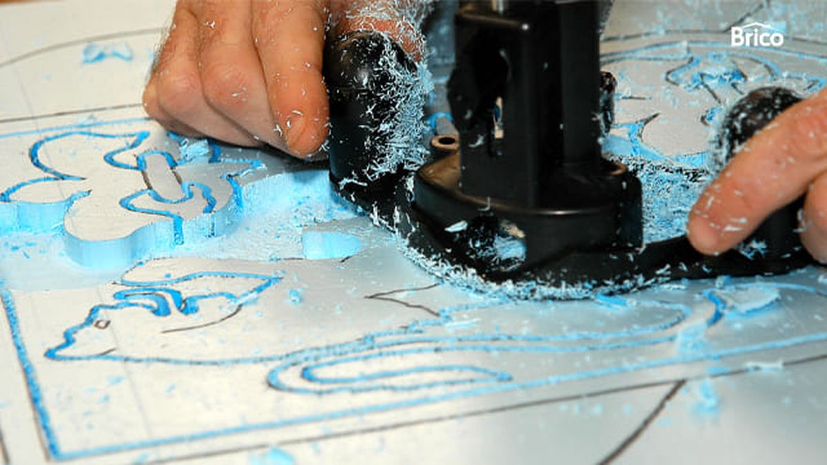 Brico 276 Escudo heraldico paso4