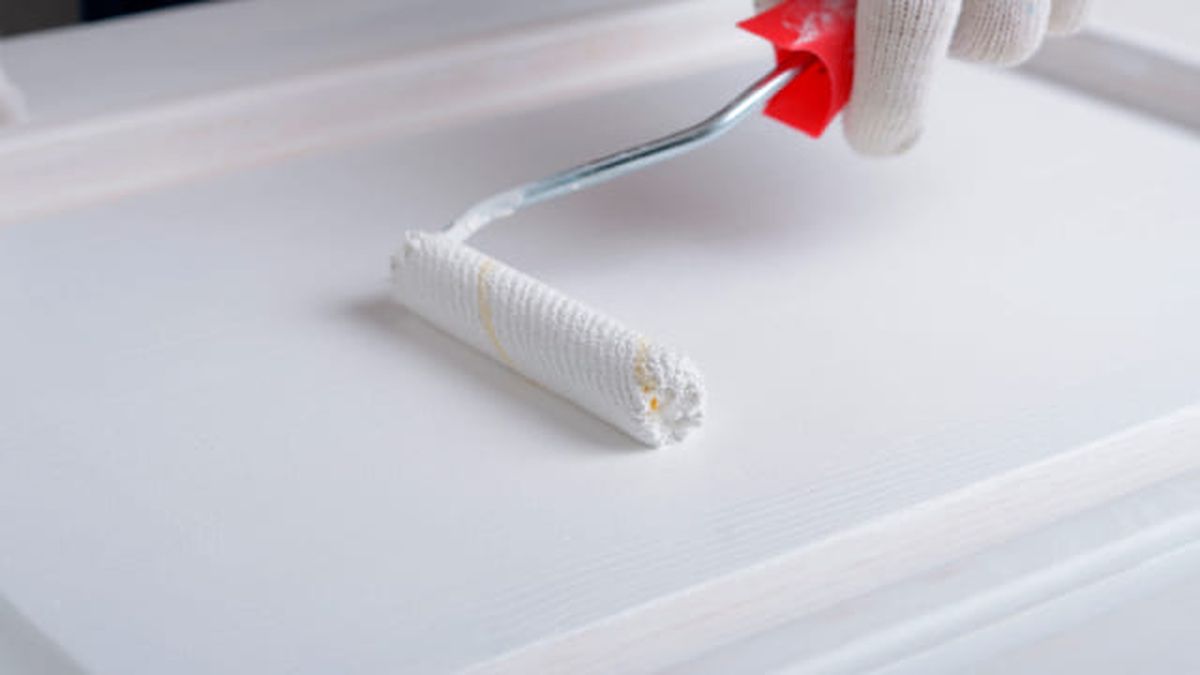 como lacar un mueble en blanco 7