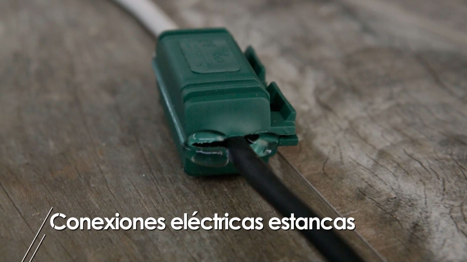 Hacer una conexión eléctrica estanca paso 6