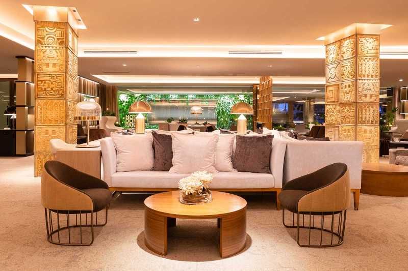 Hall del hotel Don Pancho de Benidorm.
